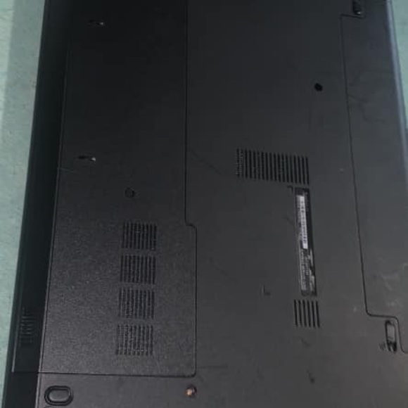 Laptop - Picture 4 of 4